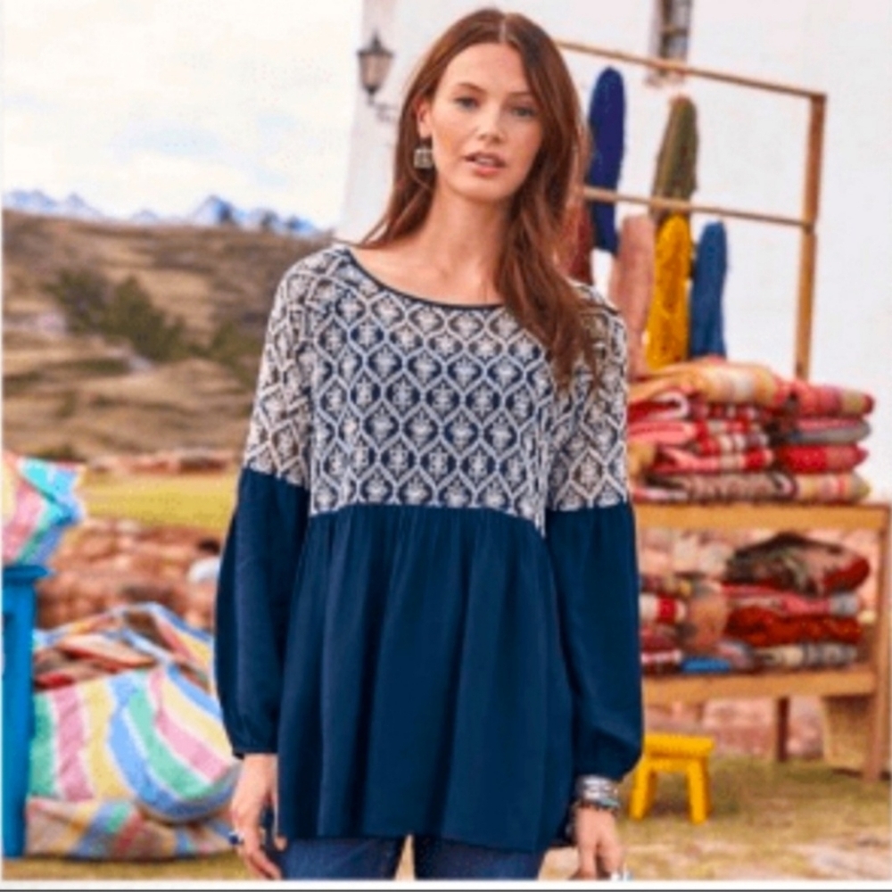 Sundance tunic top